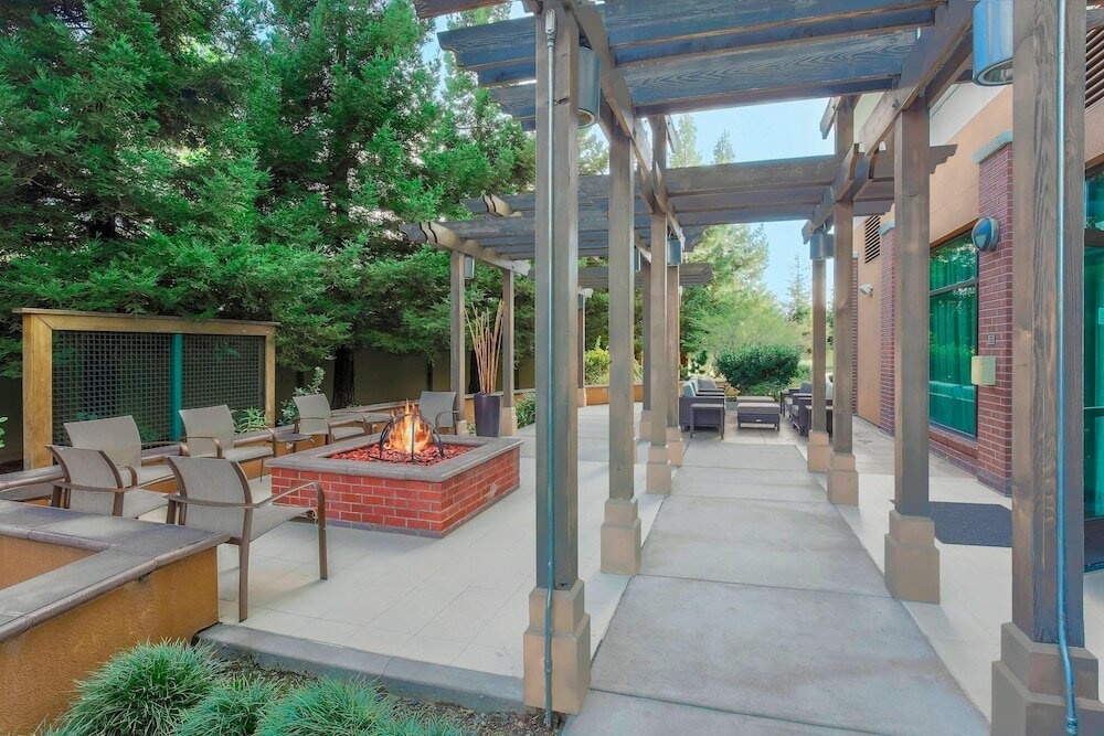 Фото Courtyard by Marriott San Jose Campbell