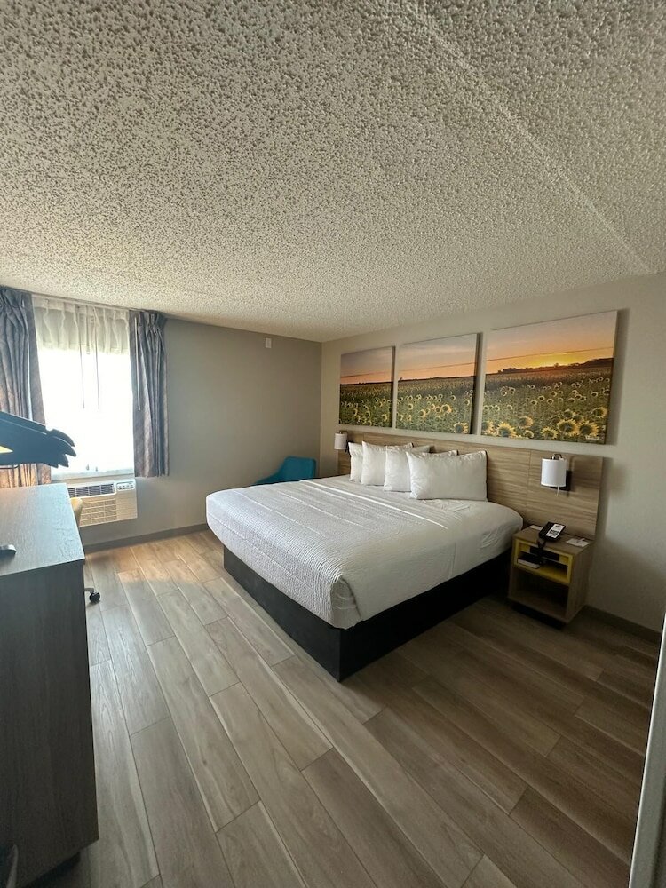 Фото Blackstone Hotel