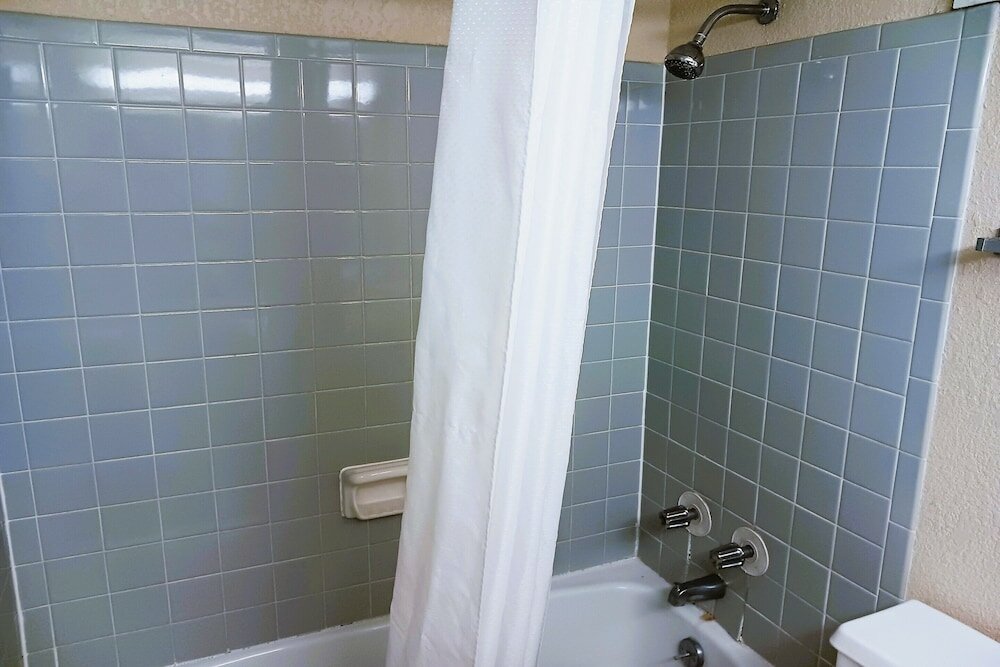 Фото USA Inn Junction City Near Fort Riley