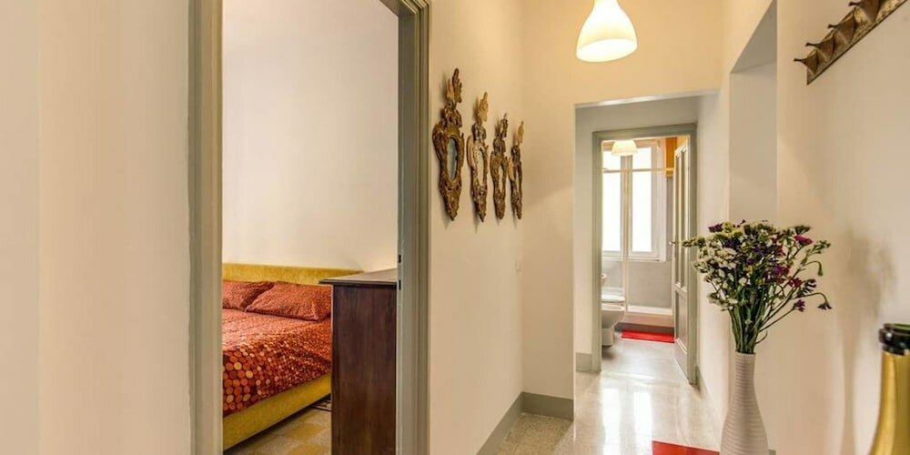 Фото Monti - Coliseum 3 bedroom apartment