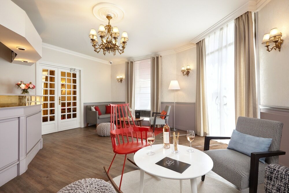 Фото Hôtel de Sévigné