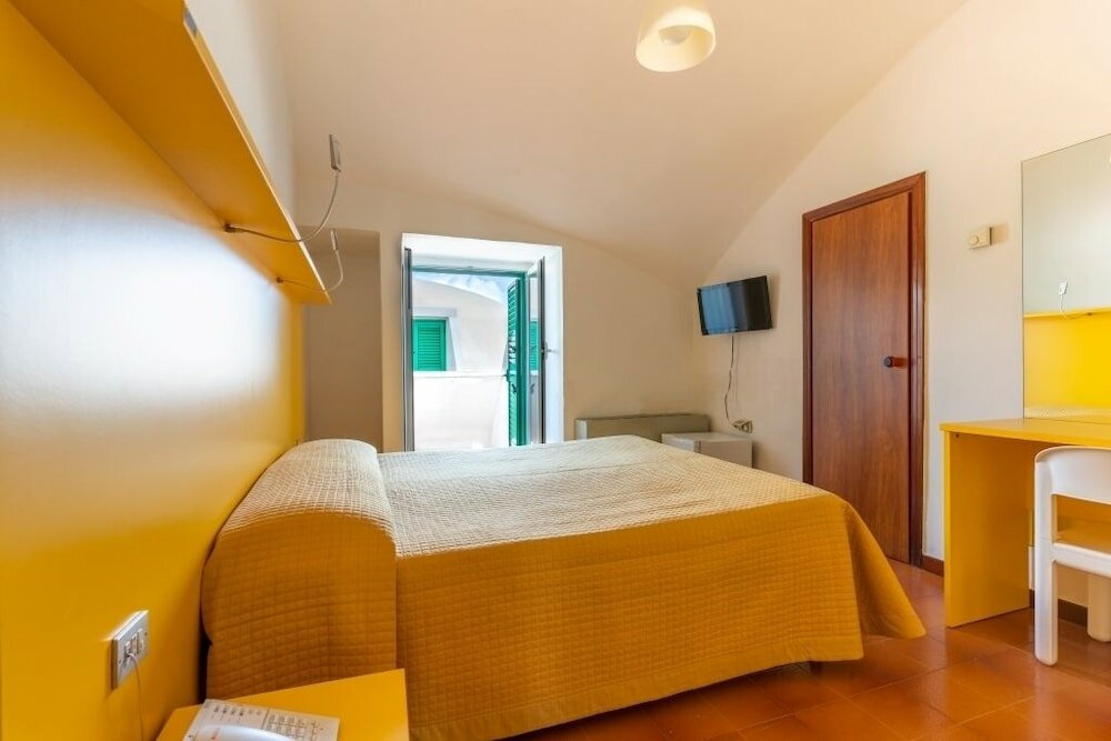 Фото Hotel Villaggio Cala Corvino