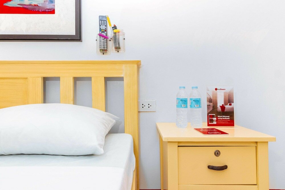 Фото RedDoorz near Cebu Metropolitan Cathedral