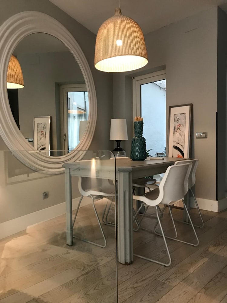 Фото Ab Design Suites Madrid