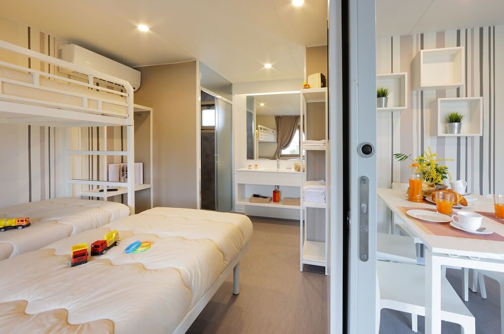 Фото hu Roma camping in town