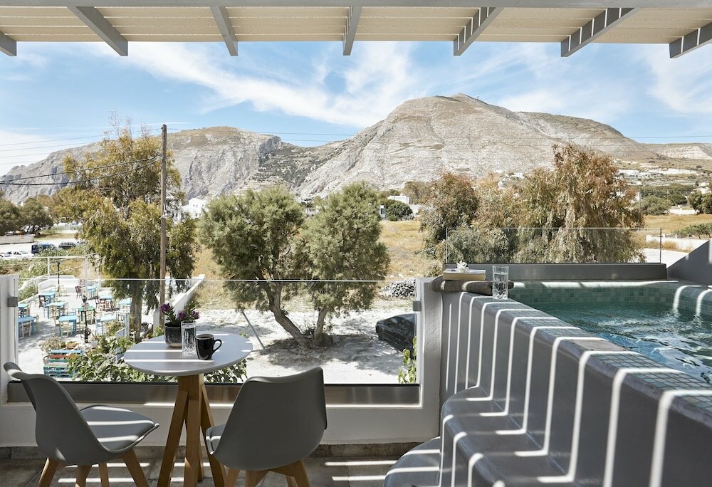 Фото Amara Suites Santorini