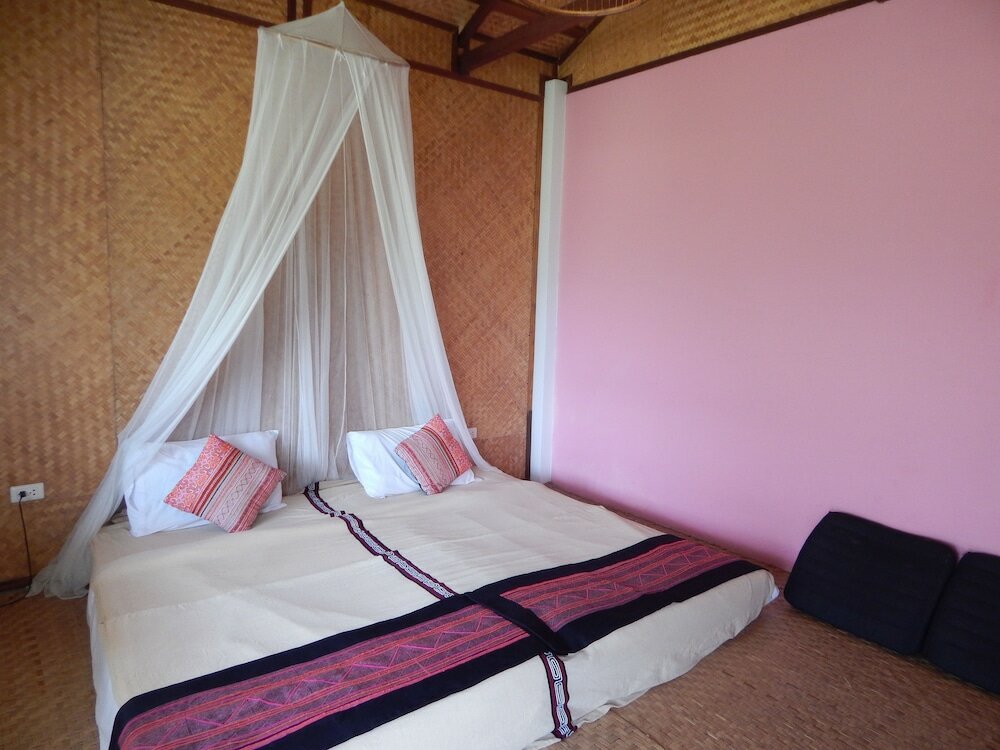 Фото Him Naam Pai Resort