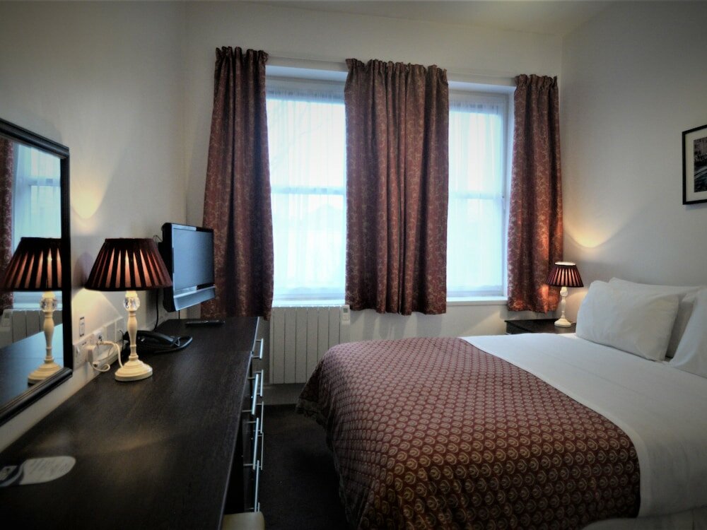 Фото Gateway Hotel