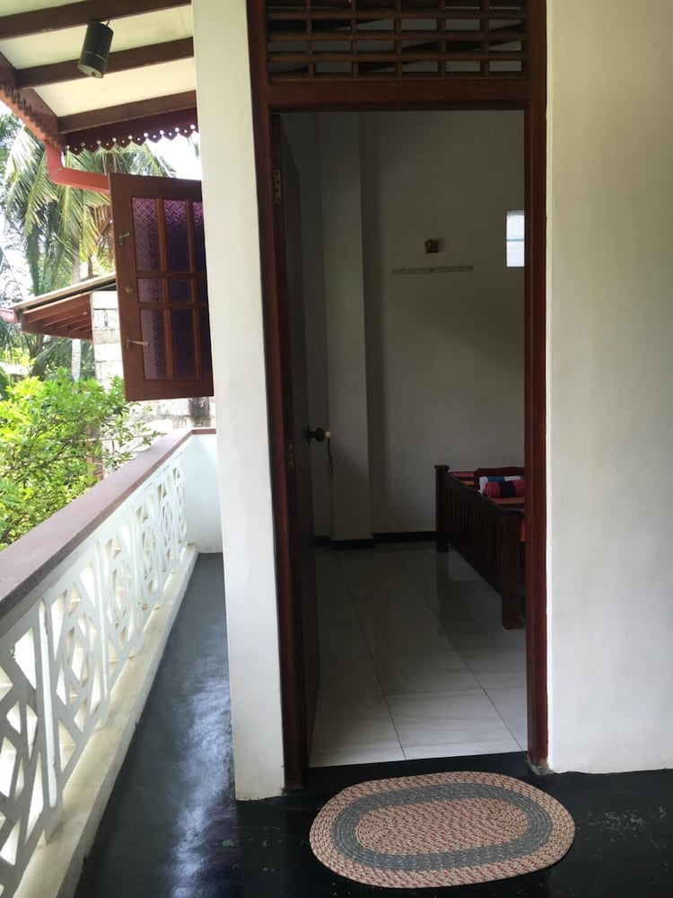 Фото Jungle Guest House