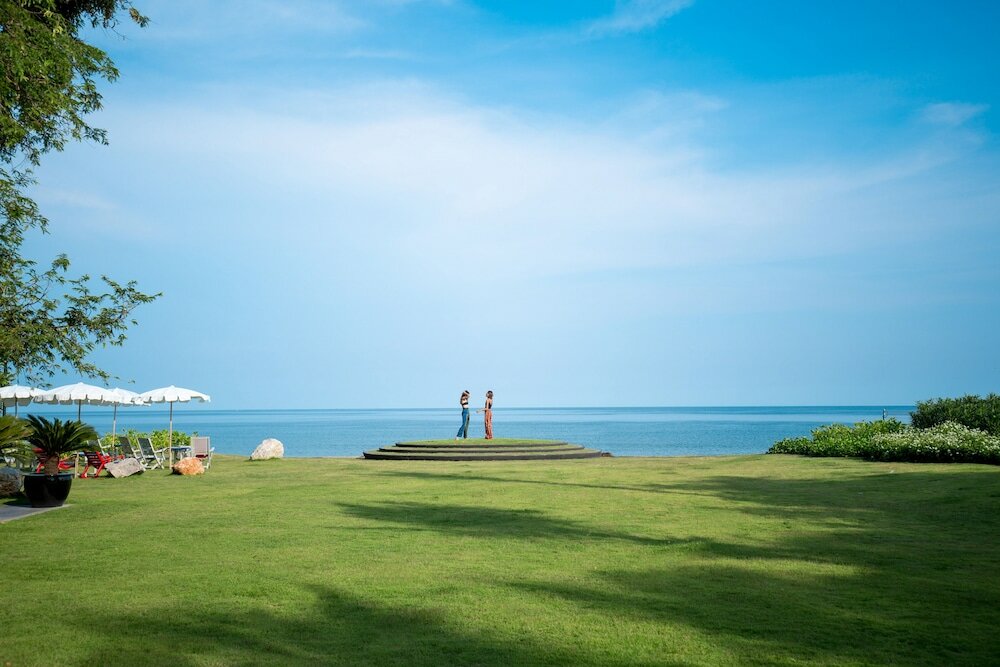 Фото Baba Beach Club Hua Hin Luxury Pool Villa Hotel by Sri Panwa