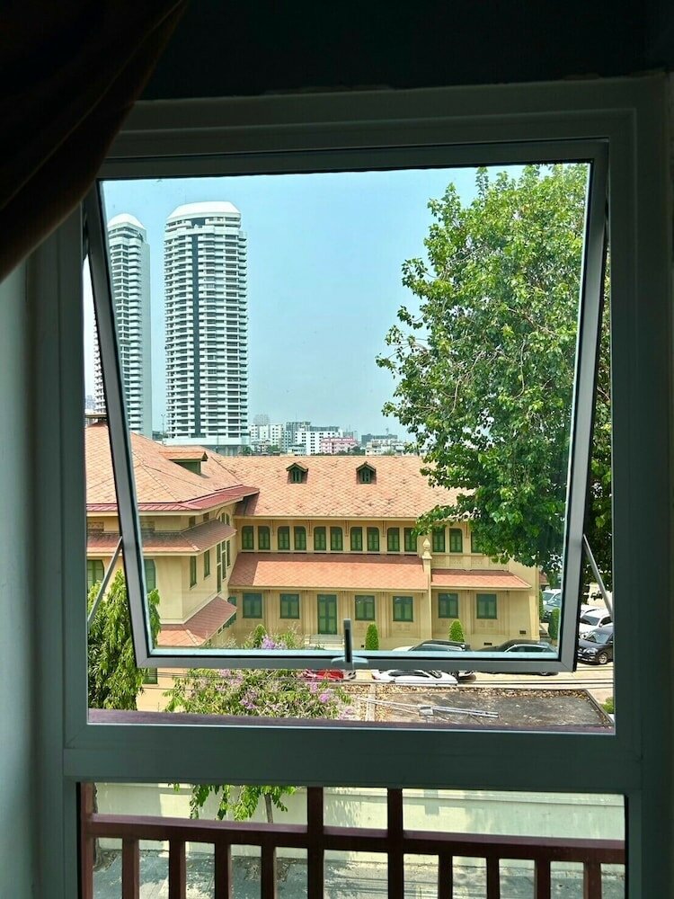 Фото Khaosan Art Hotel