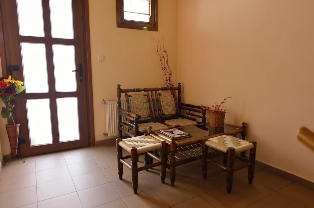 Фото Hotel Varusha