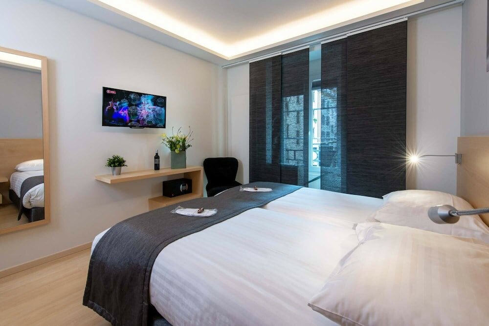 Фото Hotel Des Alpes