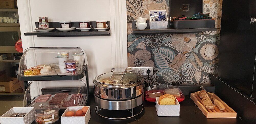 Фото Hotel Renoir