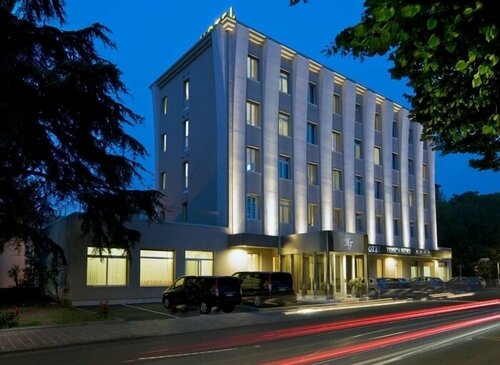 Внешний вид отеля Ibis Styles Parma Toscanini в Парме, фото 3