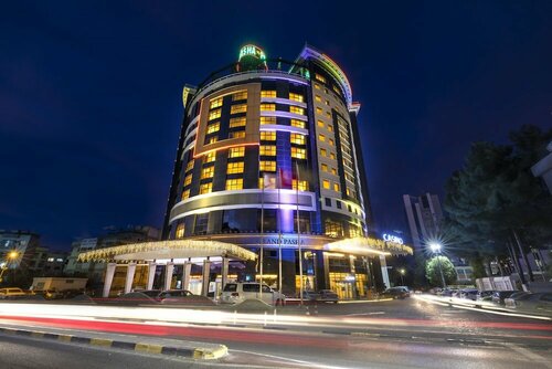 Внешний вид отеля Grand Pasha Lefkosa Hotel & Casino & SPA в Лефкоше, фото 2