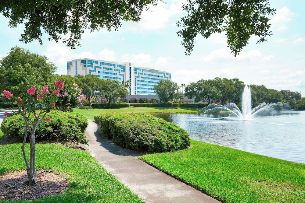 Фото Renaissance Orlando Airport Hotel by Marriott