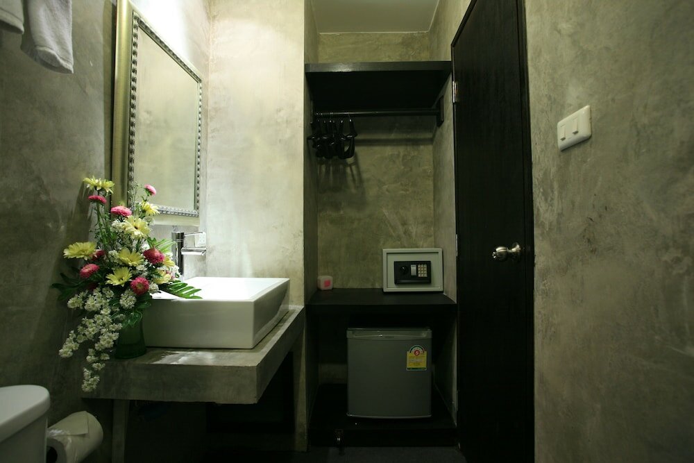 Фото Lilu Chiangmai Hotel