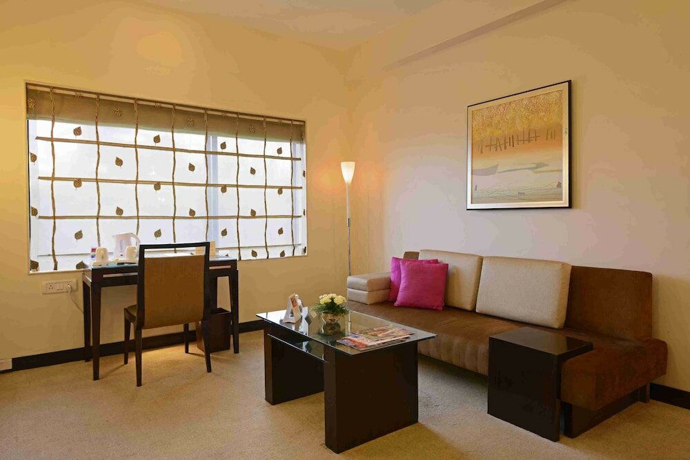 Фото Sun N Sand Hotel Mumbai