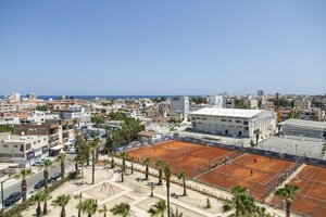 Гостиница LIV Urban Suites Larnaca