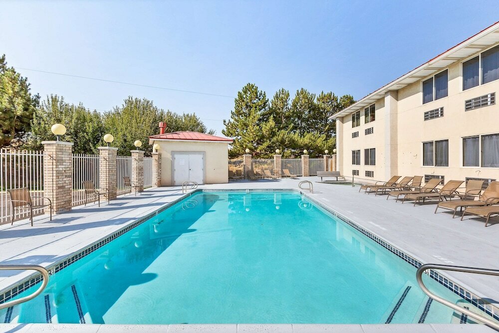 Фото Americas Best Value Inn Cedar City