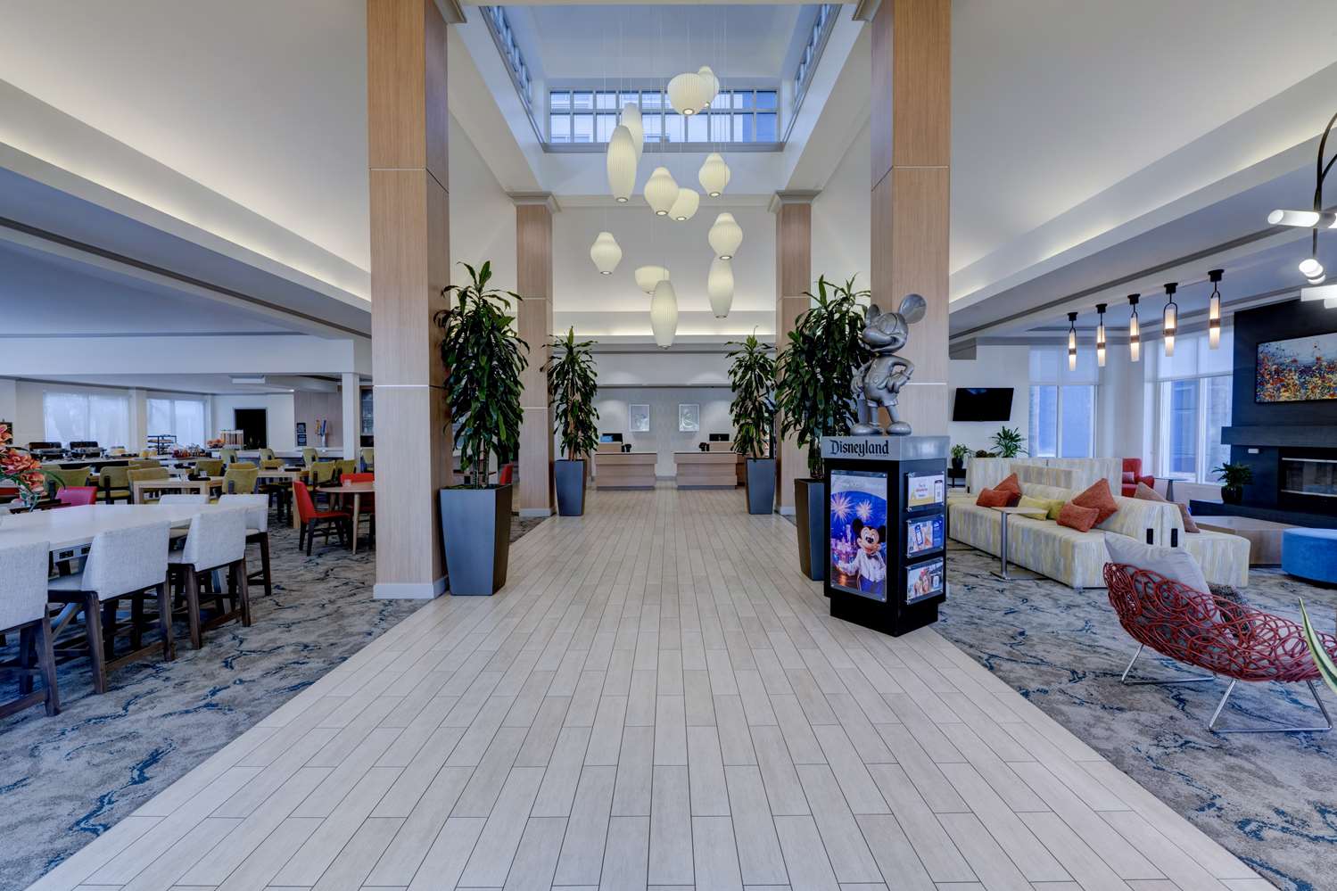 Фото Hilton Garden Inn Anaheim/Garden Grove