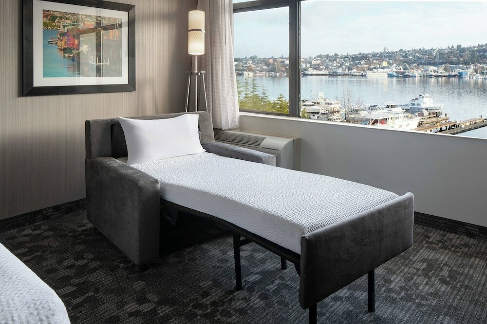 Фото Courtyard by Marriott Seattle Downtown Lake Union