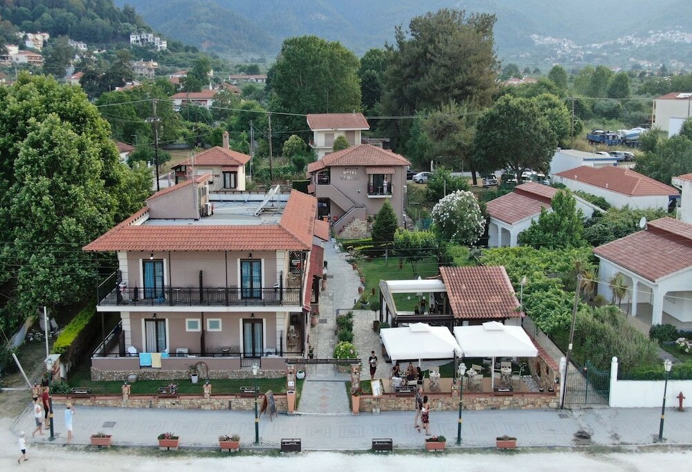 Фото Kamelia & Semeli Hotel