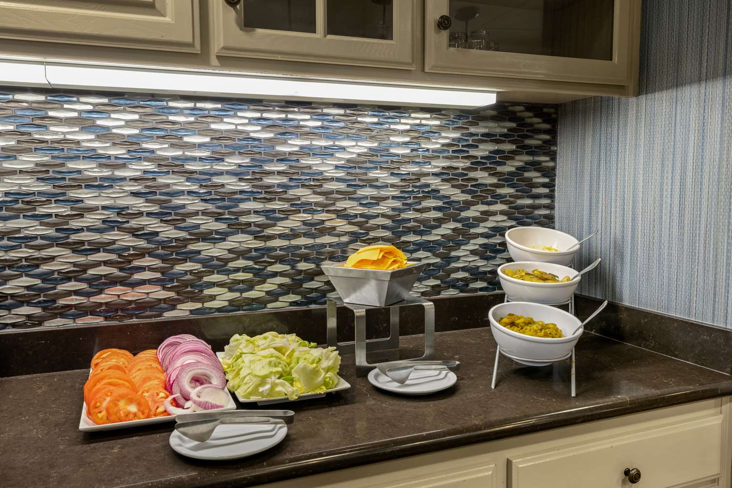 Фото Homewood Suites by Hilton Bakersfield