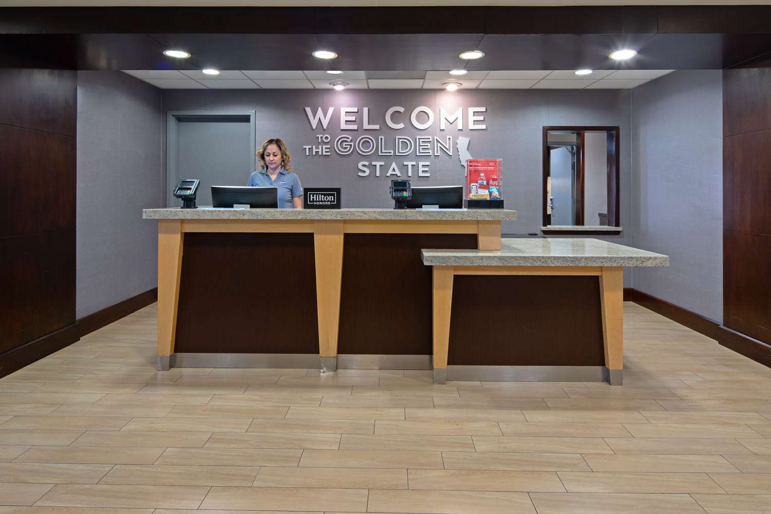 Фото Hampton Inn Visalia