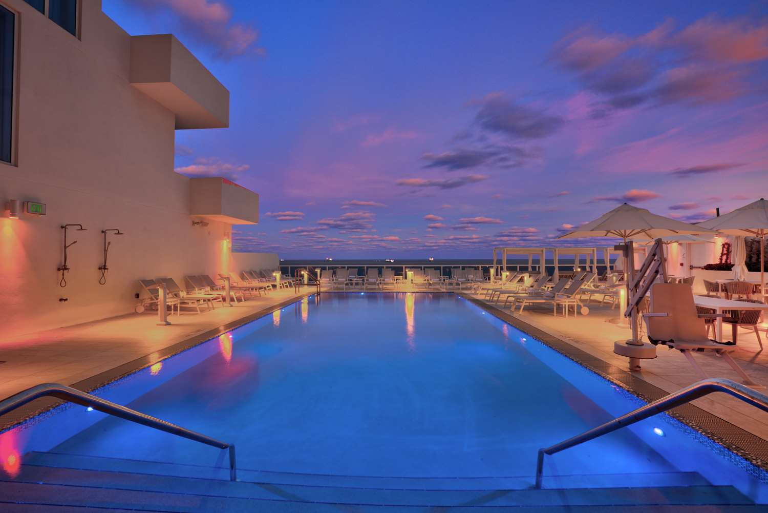 Фото Hotel Maren Fort Lauderdale Beach, Curio Collection by Hilton