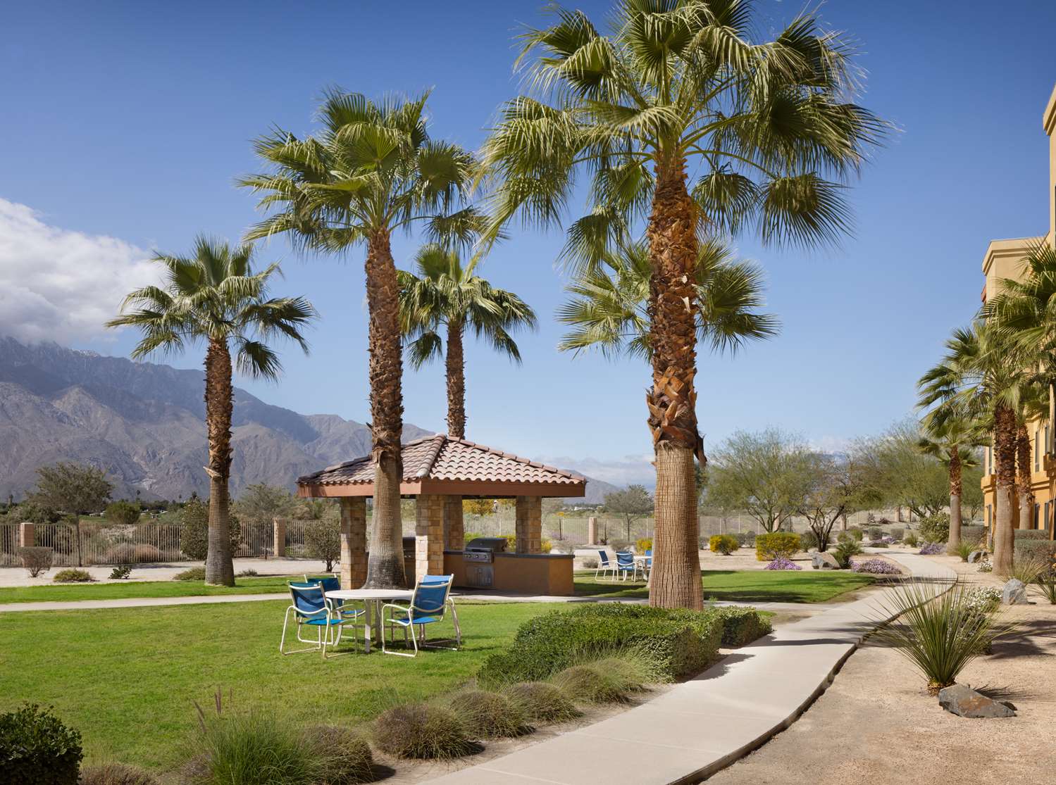 Фото Homewood Suites by Hilton Cathedral City Palm Springs