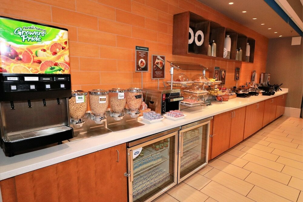 Фото SpringHill Suites by Marriott San Antonio Alamo Plaza/Convention Center