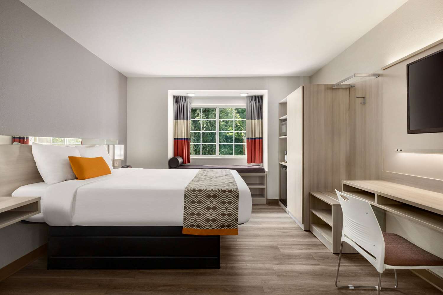 Фото Microtel Inn & Suites by Wyndham Raleigh