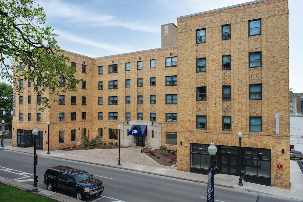 Фото отеля 1