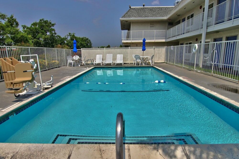 Фото Motel 6 Sacramento, Ca - South