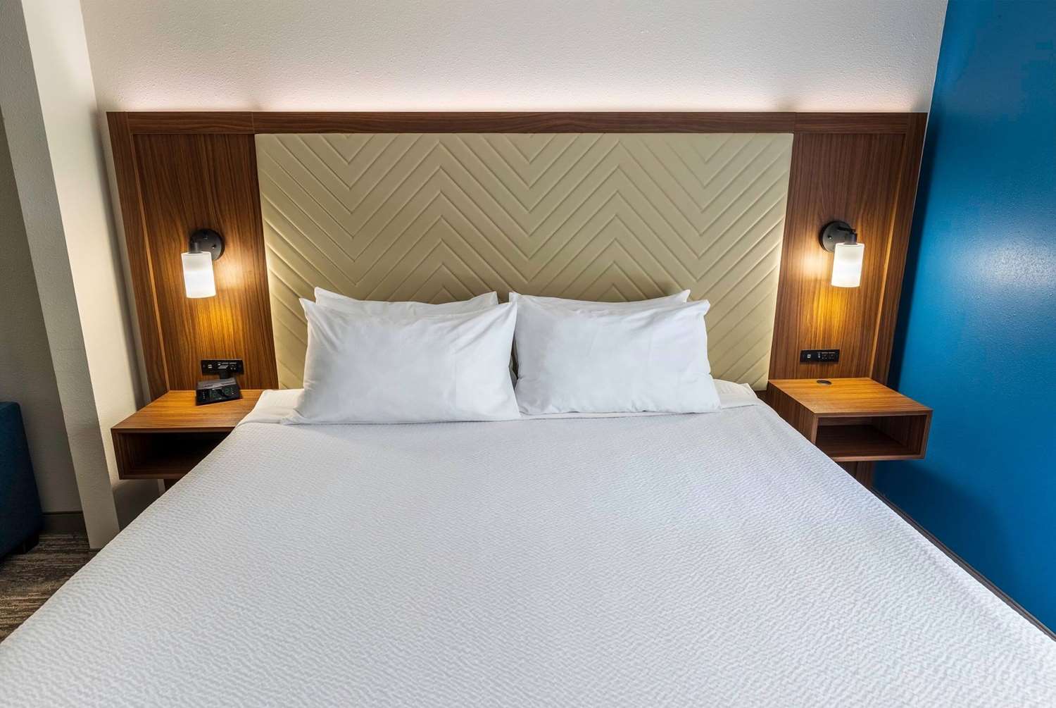 Фото Wingate by Wyndham Lafayette Airport