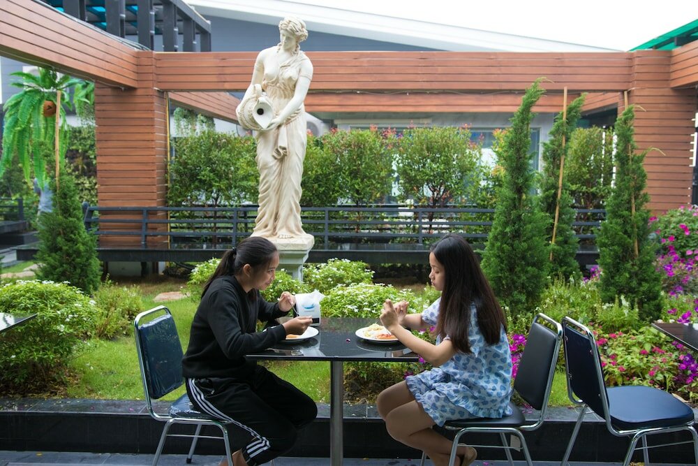 Фото B your home Hotel Donmueang Airport Bangkok