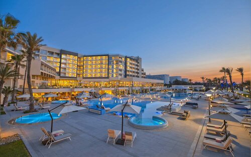 Гостиница Hilton Skanes Monastir Beach Resort в Монастире