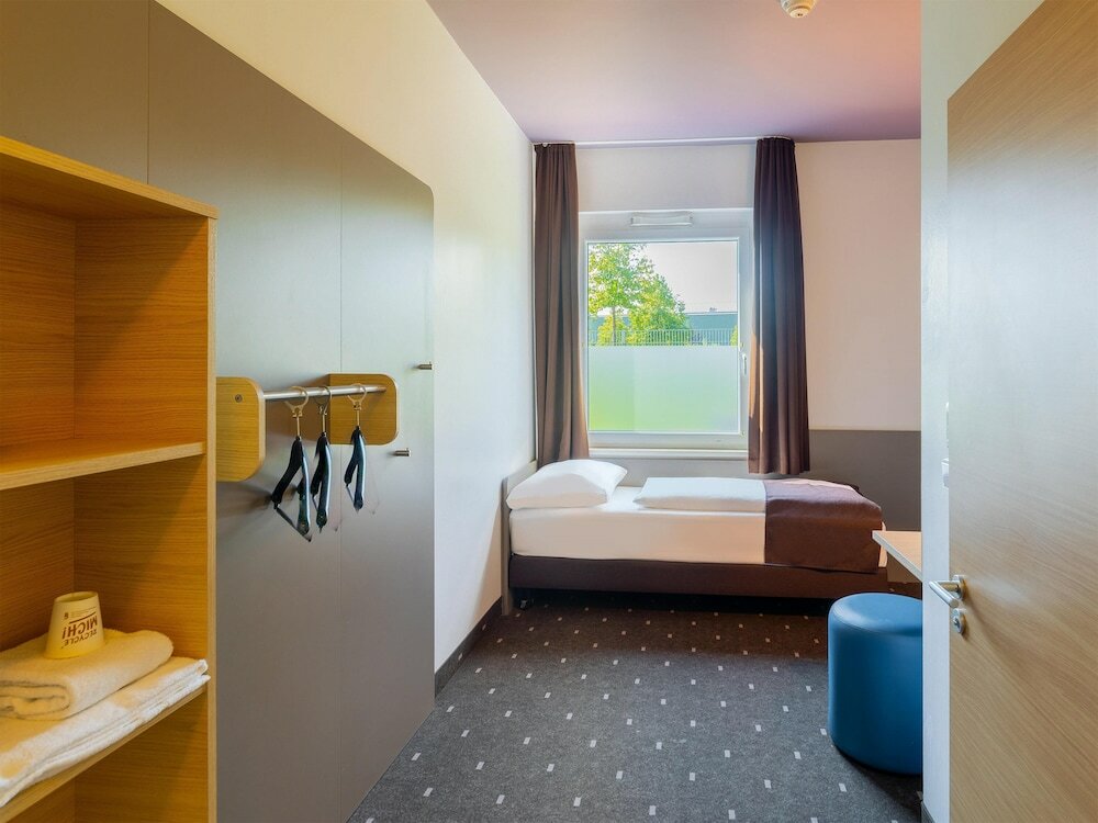 Фото B&b Hotel Düsseldorf-Airport