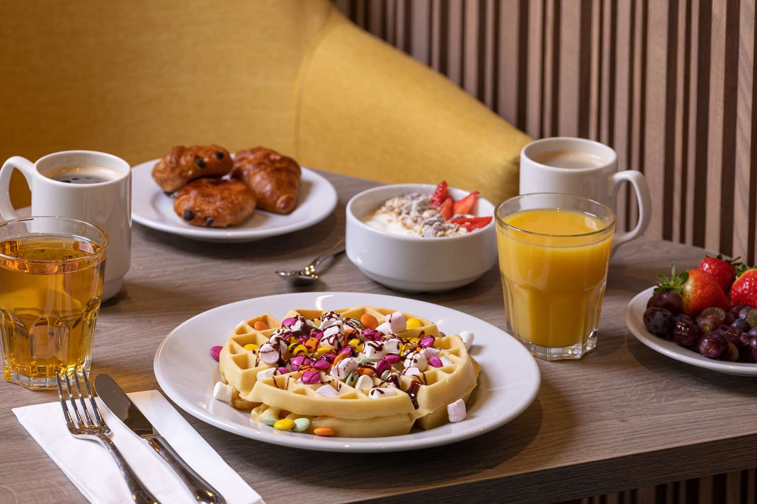 Фото Hampton by Hilton London City