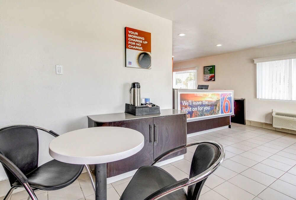 Фото Motel 6 Waco, Tx - Lacy Lakeview