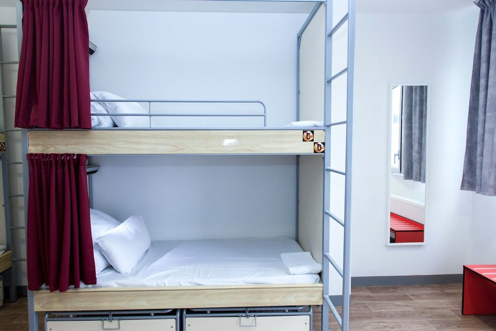 Фото St Christopher's Budget Hotel Paris