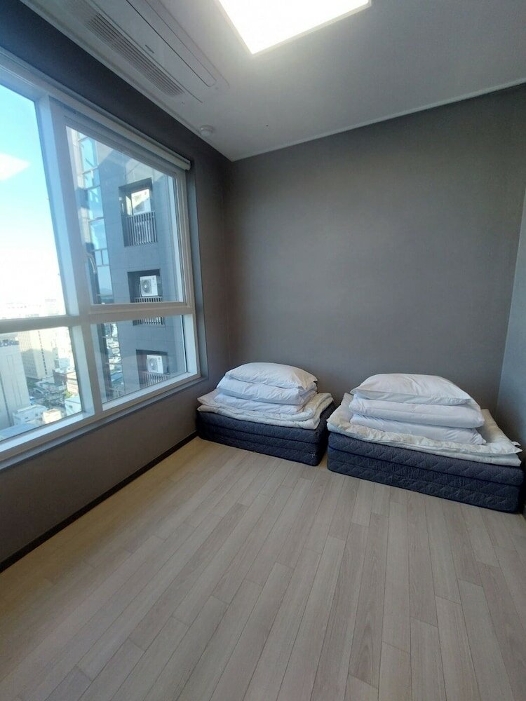 Фото The Bayment Residence