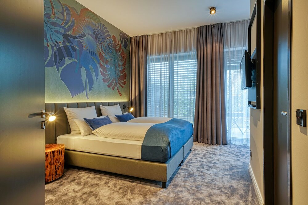 Фото Nyce Hotel Bonn