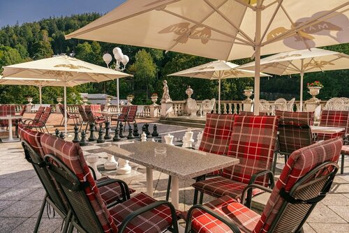Гостиница Radium Palace Hotel в Острове