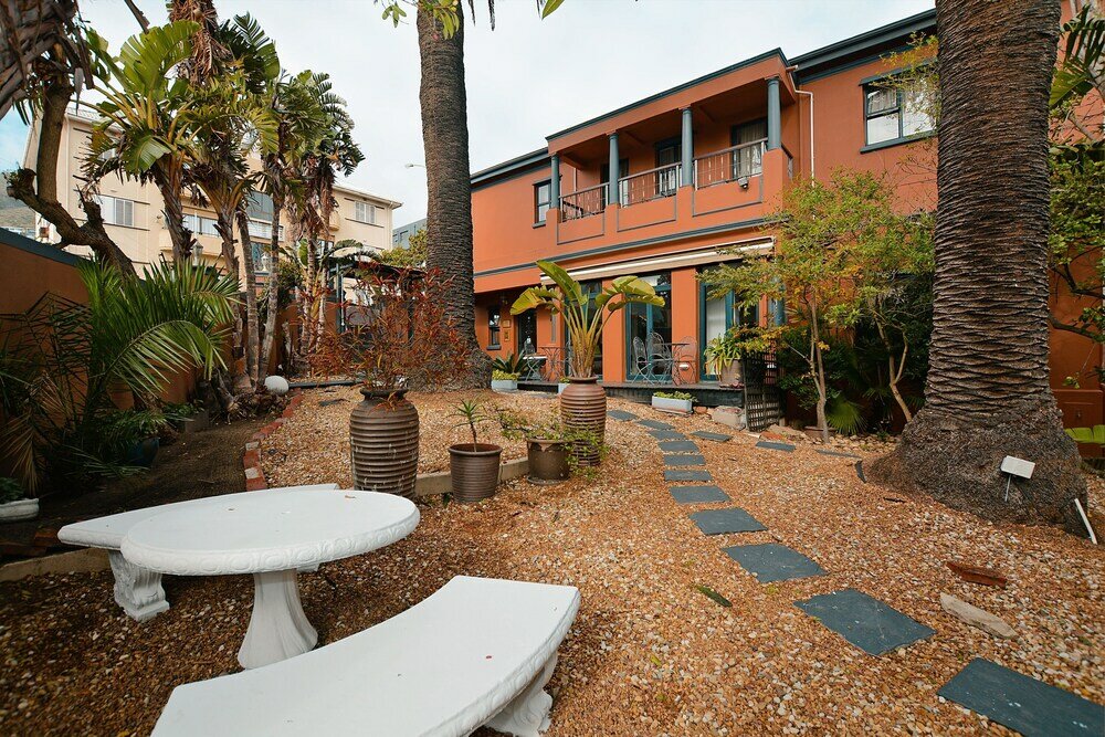 Фото Albatross Guest House