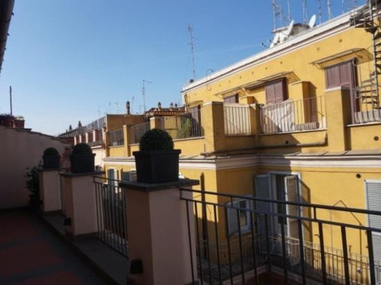 Фото Trevi Palace Luxury Inn