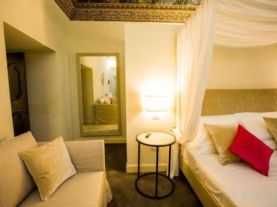 Фото Palazzo Franceschini