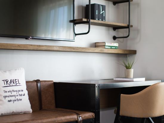 Фото Renaissance Atlanta Airport Gateway Hotel